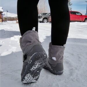 Chaco Women's Gray Winter Snow Boots with Toggle